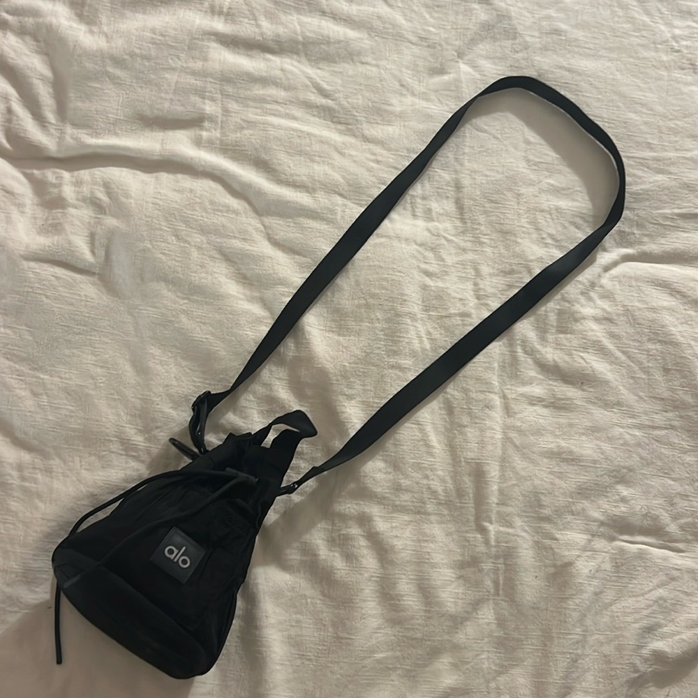 Alo Yoga Cross Body Bucket Bag. Black with black hardware.